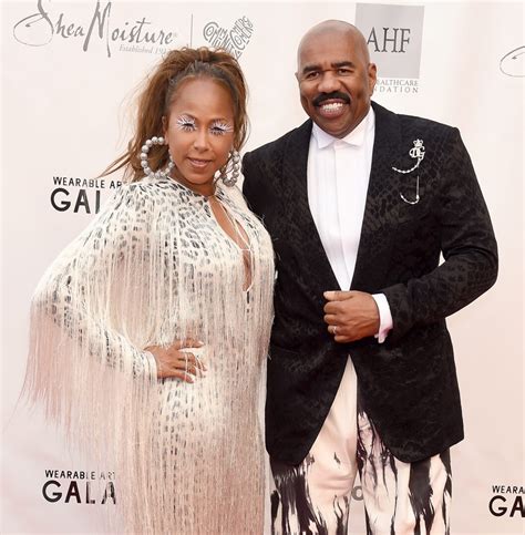 steve harvey frau|Steve Harvey Divorce Rumors & Marriage Status With Marcia,。